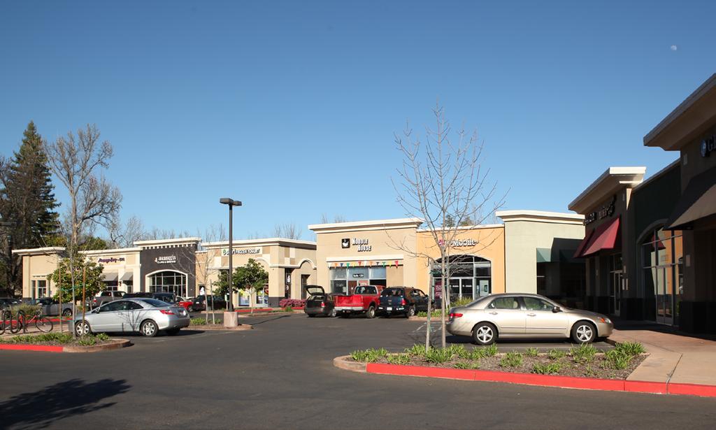 Shops at mangrove 93% leased northern ca shopping center at major intersection 605-615 Mangrove