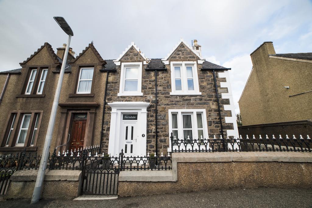 Ferndale, 7 Plantation Road Stornoway Offers Over 205,000 Substantial townhouse in Stornoway 4