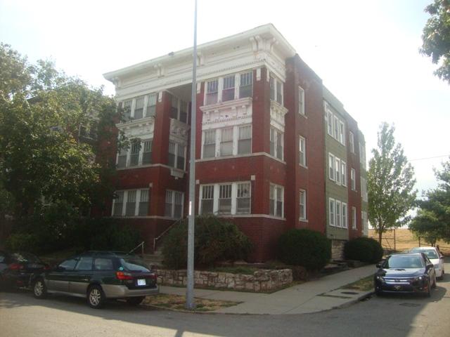 net PRICE: $160,000 6 UNITS 6-2BD/1BA Gillham Apartments 3402 Gillham Kansas City, MO Great Central