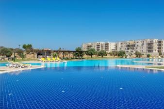 INTRODUCTION At Thalassa Beach Resort development we are offering a limited time deal with up to 30% discount on selected ready to move in apartments, making a purchase here superb value for money.