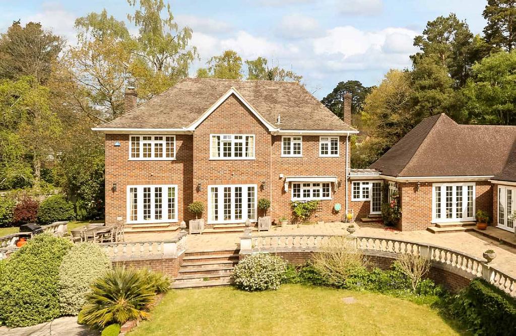 Outstanding family home with existing accommodation totalling 4,650 sq ft, set in beautiful landscaped