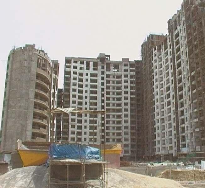 TURNING DREAMS INTO REALTY Actual Site Photograph Raheja Vedaanta was first allotted in April'2008 and is almost sold out.