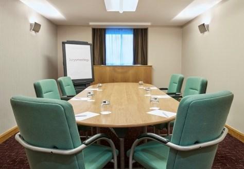 Conference & Meeting Rooms : Meeting rooms are situated on the 1st, 2nd and 9th floors and are all