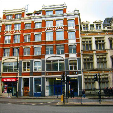 31 Old Burlington Street, Mayfair, London W1S 3AS 020 7292 7404 www.burlingtonpartners.