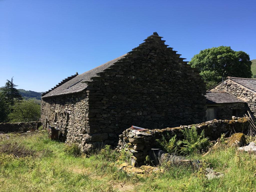KENTMERE VALLEY IN THE LAKE DISTRIST NATIONAL PARK FOR SALE BY PRIVATE TREATY GUIDE PRICE: 315,000 SOLE SELLING AGENTS - RICHARD TURNER & SON,