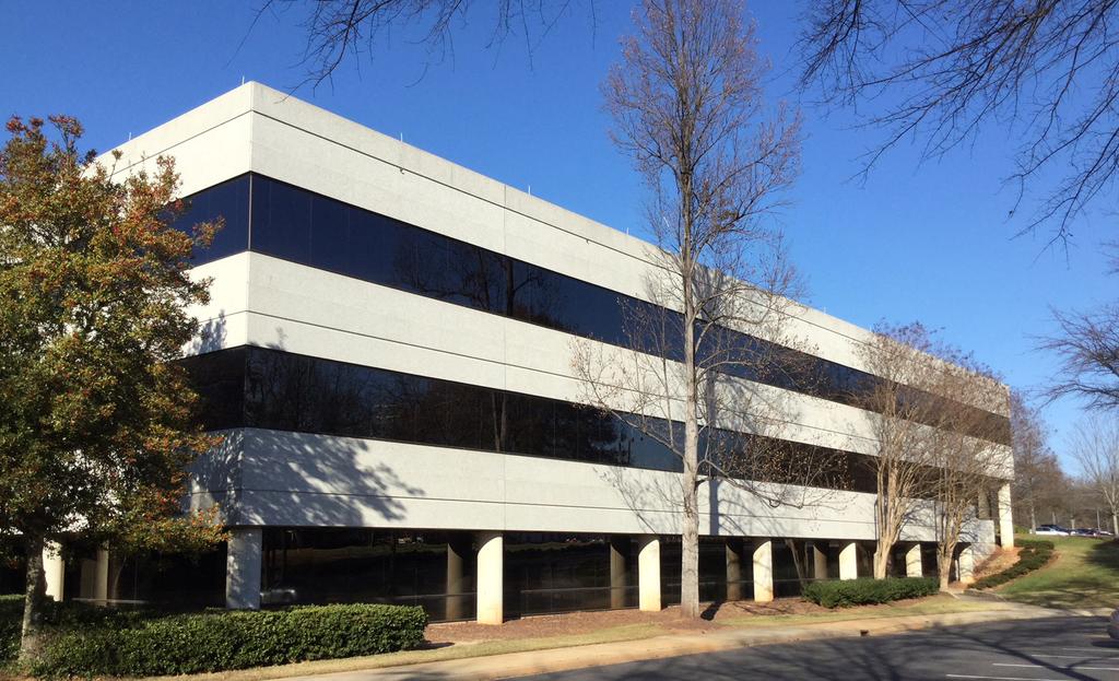 FOR LEAE 350-352 Halton Road \\ Greenville \\ outh Carolina colliers.com/greenville VIEW ONLINE Brantley Anderson Brokerage Associate +1 864 527 5440 brantley.anderson@colliers.