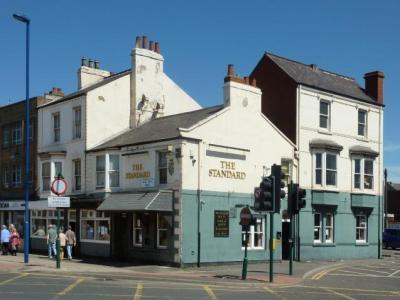 Substantial end of terrace licensed premises Prominent town centre location Ground floor GIA of approximately 2,257 square feet Traditional wet