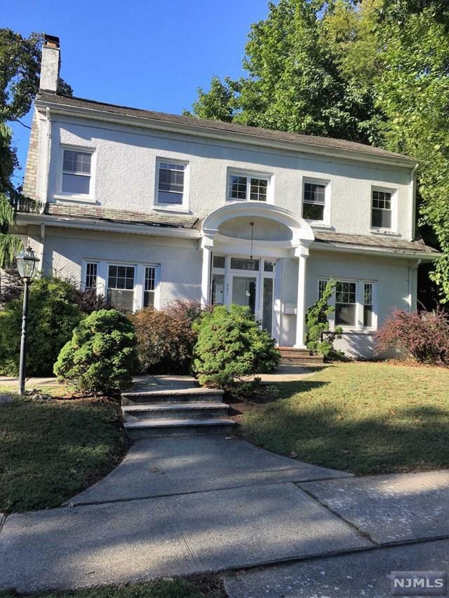 Subject Property Neighbor 28 Neighbor 29 Neighbor 30 Address 345 Hamilton Pl 351 Anderson St 359 Anderson St 390 Summit Ave Zip 07601 07601 07601 07601 Owner Name BROWNE WENTWORTH