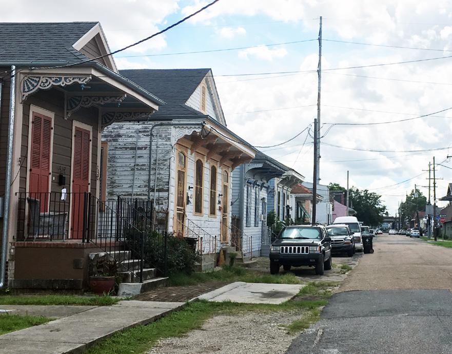 GLOSSARY RESIDENTIAL ZONING IN TREMÉ HU-RD1 - Historic urban neighborhood Residential District Historic Neighborhood characterized by highly dense living and pedestrian movement.