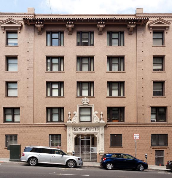 698 Bush Street is a beautiful 45 unit building in one of the hottest rental neighborhoods of San Francisco. The building includes 28 One-Bedroom/One- Bath Units and 17 SRO Units (with full baths).