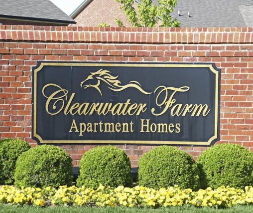 CLEARWATER FARM A 472 unit apartment community built in 2007 & 2008, located in Louisville, Kentucky exclusive for additional multifamily information offeringplease contact david feiner 303.721.