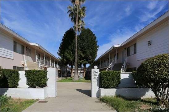 260-280 W Park Ave Park Villa Apartments El Cajon, CA 26,056 SF Apartments Building Built in 1948 Property is for sale at $5,120,000 ($134,736.