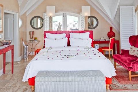 BACK HOUSE Room 9 LUXURY ROOM Diagonal Sea View 3 balconies 40m 2 Doze off in the king-size bed with leather headboard or