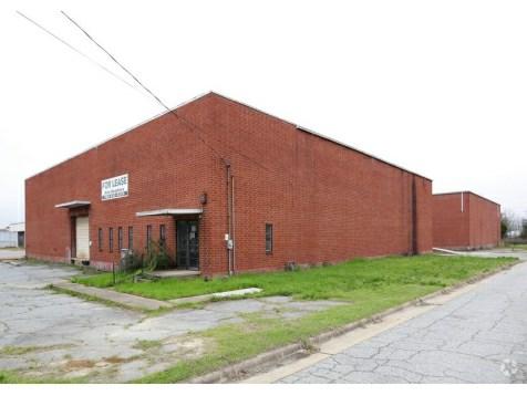 5 1052 Martin Luther King Jr Blvd, Columbus, GA 31906 Property Details Price $375,000 Building Size 23,000 SF Lot Size 0.82 AC Price/SF $16.