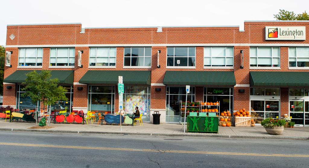 Building a Store Together When Lexington Real Foods Community Cooperative first In 2016, when Lexington decided a second store was needed, expanded in 2005, the Buffalo, N.Y.