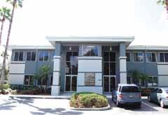 SARASOTA, FL 34240 4,090 to 8,290 SF Ideal for office or medical use 5,368 SF office now available with furniture