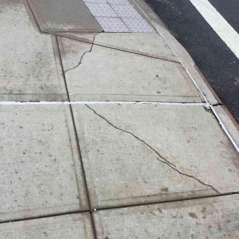 SITE PAVING DOT Sidewalk Concrete Photo1 NYC Department of Education Building Assessment Survey 2017-2018 48th Avenue Pavers