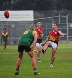 UNDER 19 S ROUND WRAP FINAL QUARTER CHARGE GIVES TIGERS TOP SPOT By ASH BOLT WERRIBEE Districts cemented their spot on top of the ladder with a come from behind win over Hoppers Crossing at Hogans