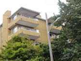 Ivy Court 6525 California Ave SW 33 1991 2Bd/1BTH 850-895 $1,525 - $1,775 $1.79 - $1.