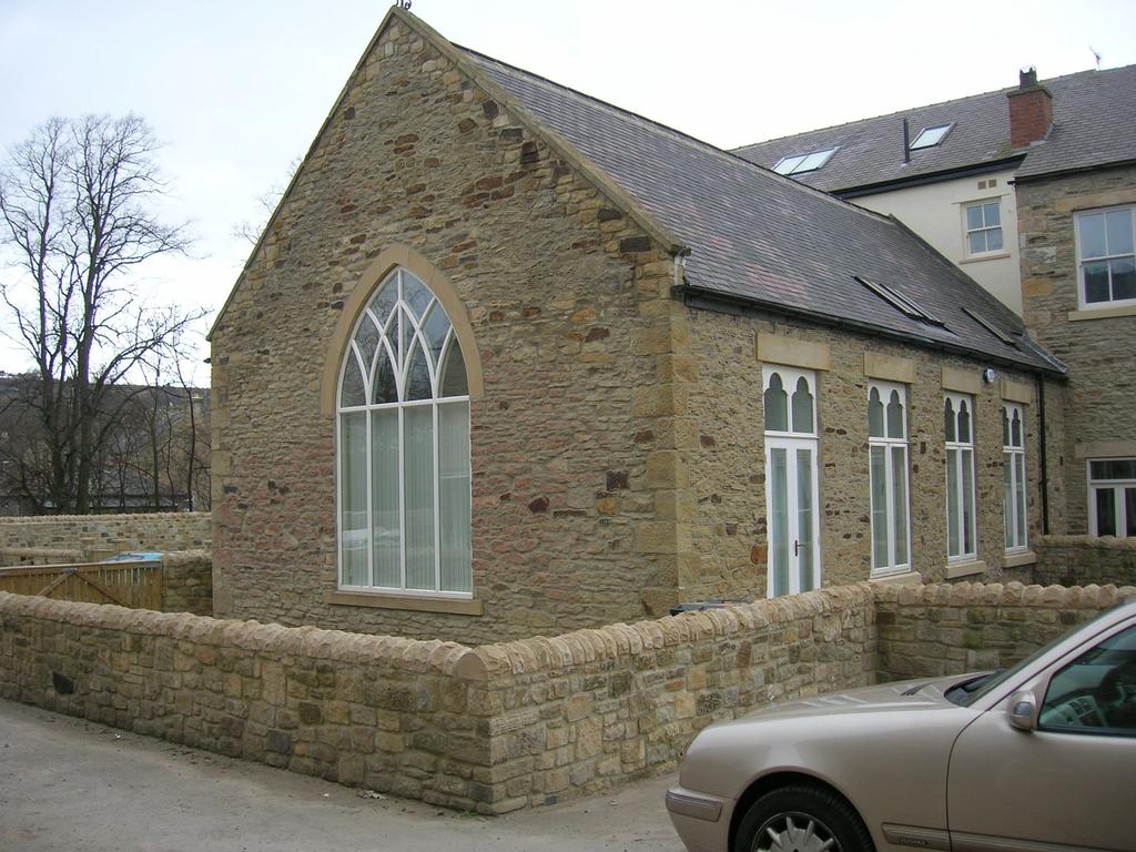 Conversions Barns, Ecclesiastical and Other Buildings A R C H I T E C T S Design Lines has a large portfolio of farm and Victorian commercial conversion projects to turn otherwise derelict buildings
