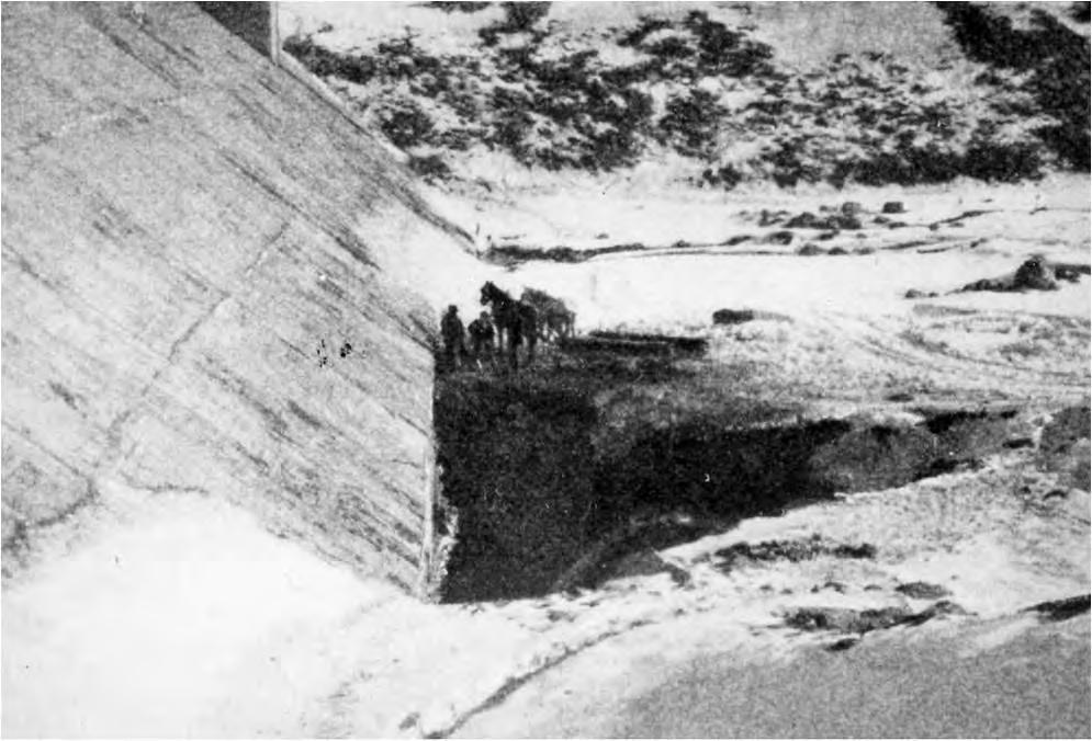 ASHLEY DAM, MA (backward erosion of foundation ) 40 ft high slab and buttress dam. Dam was undermined in 1909 after heavy rains.