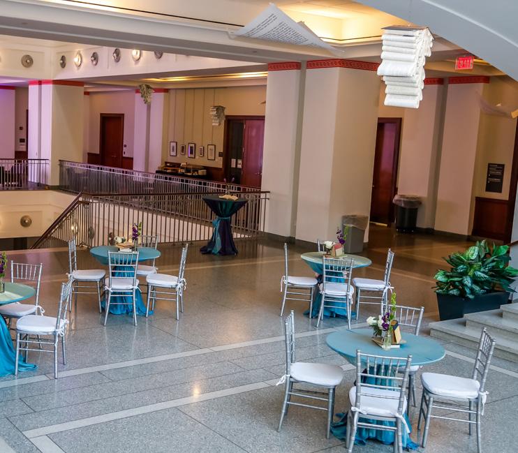 Two additional prep kitchens for catering and serving are conveniently located on the Conference Level and near the Courtyard and Atrium.