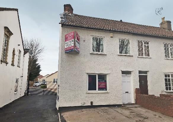 Maggs & Allen Auction I 7 th June 2018 161 Two Mile Hill Road, Kingswood, Bristol BS15 1BG Recently Renovated 4 Bedroom HMO 22 A newly refurbished 4 bedroom property that is currently arranged as a 4