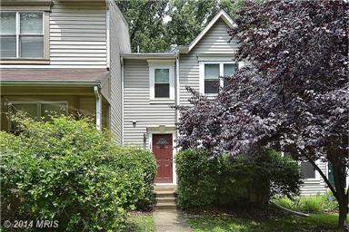 Page 4 of 11 135 KINSMAN VIEW CIR, SILVER SPRING, MD 20901-1654 List Price: $360,000 Own: Fee Simple, Sale TE-CHRGS: $3,762 MLS#: MC8375234 Cont Date: 18-Jun-2014 Close Date: 11-Aug-2014 Close Price: