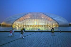 m² in size It is separated from the Tian An Men Square by The Great Hall of the People The glass opens the building like a curtain which moves away showing the interior : theatres, exhibition and