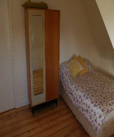 Southern Road 10 minutes walk to AECC University College Twin room