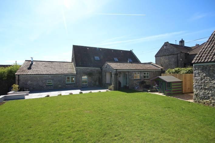 Best View Upton Lane Dundry BS41 8NS Complex of three barn conversions Three bedroom main house Stunning two bedroom recent conversion with breathtaking views Separate one bedroom self contained