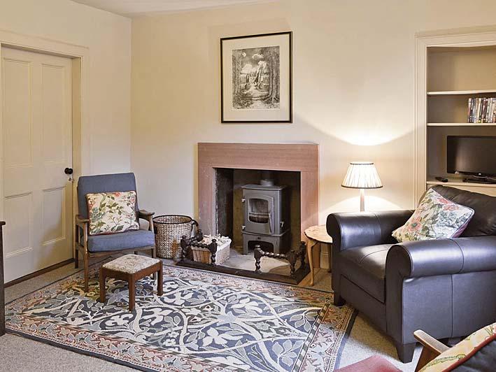 GLEN ANNAN HOUSE COMBINES THE OLD WITH THE NEW, WITH ORIGINAL CORNICES, SHUTTERS AND FIREPLACES, AND A MODERN, FITTED KITCHEN, GAS CENTRAL HEATING AND VENTROLLA SASH WINDOWS, WHICH HAVE RECENTLY BEEN