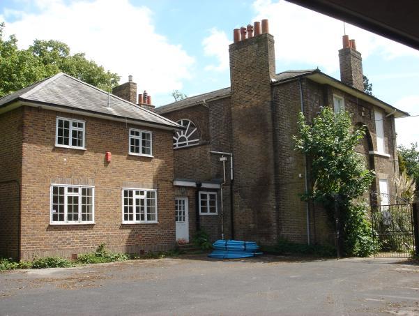 It is located within the Hanworth Park Conservation area. Heathrow is approximately 3 miles.