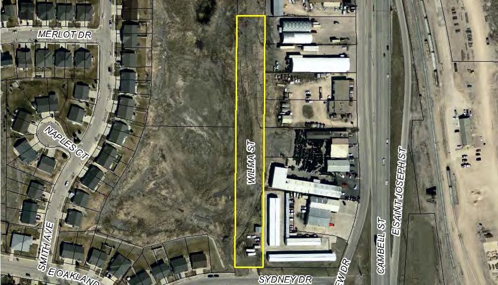 mixed use commercial and light industrial Adjacent South Right-of-way, LI, MUC, UN Mixed residential and light MDR