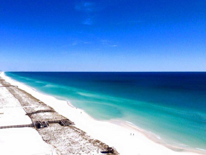 LOCATION OVERVIEW NAVARRE BEACH, FLORIDA Navarre Beach is nestled between Navarre Beach County Park and the Gulf Islands National Seashore, which has miles of beautiful white sand beaches, emerald