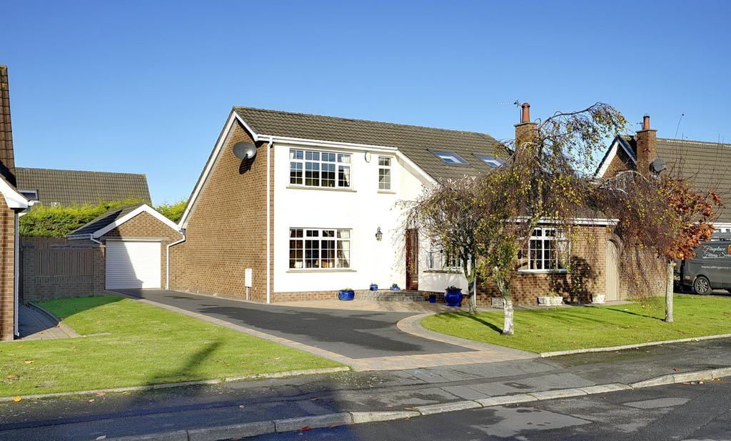 Bright and spacious detached family home set on a prime site within this popular residential location.