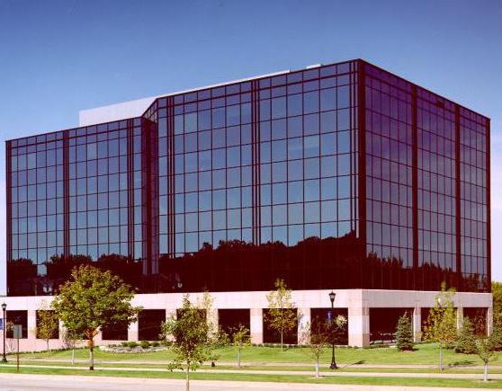 Welcome to Gateway Office Plaza Strategically located near the intersection of 35W and