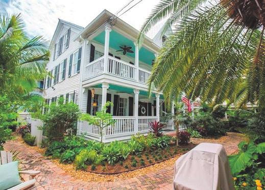 A tastefully renovated historical home in the very heart of Old Town by TERRY SCHMIDA KONK LIFE REAL ESTATE WRITER Despaired of looking in Old Town for a home with a history, one on more land than