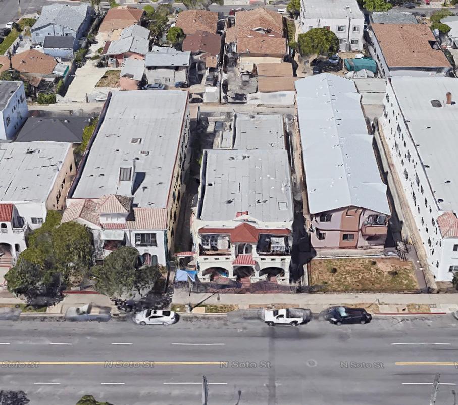 OFFERING SUMMARY, LOS ANGELES, CA 90033 PRICE: GROSS BUILDING SIZE: ZONING: PRICE /SF: PRICE /UNIT: CAP RATE: GRM: YEAR BUILT: LOT SIZE: APN: OWNERSHIP: PARKING: $1,099,000 5,912 SF +/- LAR3 $186