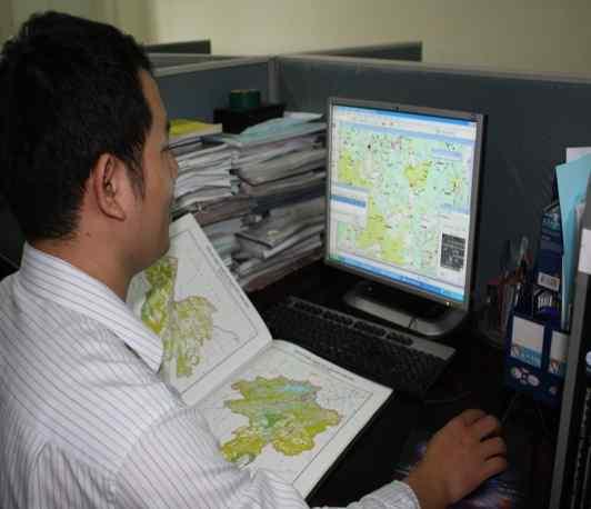 land information - Provide training, project development, IT transfer - Adress: 78/9 Duong Giai Phong, Dong Da,