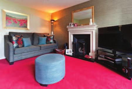 living room - Excellent electrical specification
