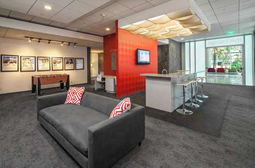TENANT LOUNGE Contemporary