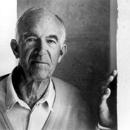 JøRN UTZON _DANISH ARCHITECT _NOTABLE FOR DESIGNING SYDNEY OPERA HOUSE _EMPHASIZED THE SYNTHESIS OF FORM, MATERIAL AND FUNCTION FOR SOCIAL VALUES "EACH HOME HAS ITS OWN VIEW OVERLOOKING THE