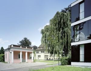 photo: Roger Frei photo: Roger Frei Fehlmann Areal Housing Seidenstrasse 40 8400 Winterthur http://wwwdabljuch/ Through the careful incorporation of the new apartment buildings, integral components