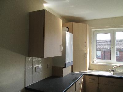09 Upper flat, 2nd floor,, Gas central heating, Suitable for single person, couple or family with 1 or 2 children.