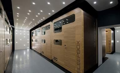 HISTORY Time line Sleepbox, Moskou Arch Group A unit with to separate beds that can be rented.
