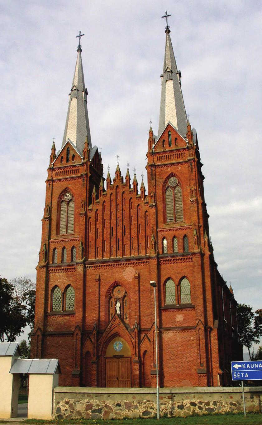 78 II. Architektūra, urbanistika, paveldas 3 pav. Pagrindinis Žeimių bažnyčios fasadas. Projektas įgyvendintas su smulkiais pakeitimais. 2007 m.