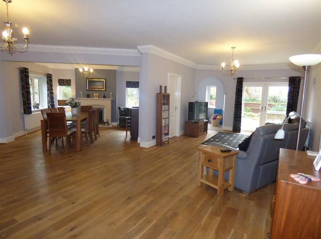 The deceptively spacious living accommodation comprises, Reception Hallway, Cl