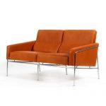 00 (310101) Arne Jacobsen. Two-seater sofa, model 3302 - Airport Sofa. 162,500.