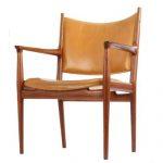 Wegner Airport Chair AP40 / CH401, New upholstered in cognac aniline. (Low model) 52,000.00 (310239) Hans J.